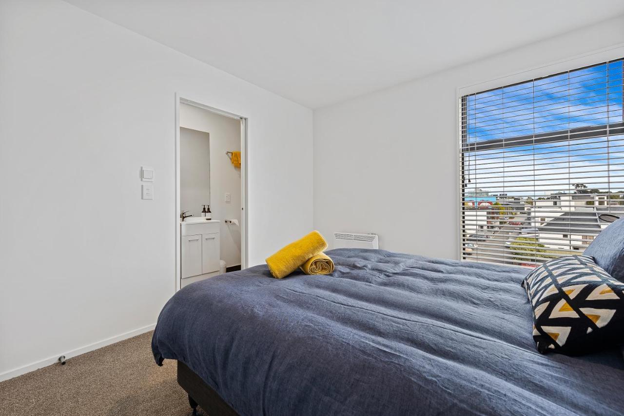 2 Bedroom City Pad With Free Car Park كريستتشيرش المظهر الخارجي الصورة